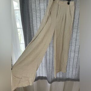 Womens Wide Legged Pant